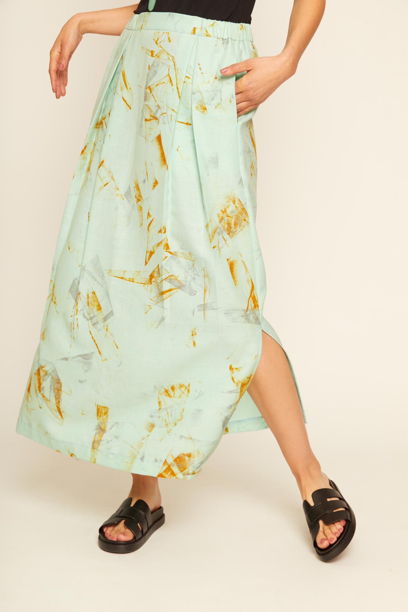 Falda Midi Eroessa Celeste Estampada