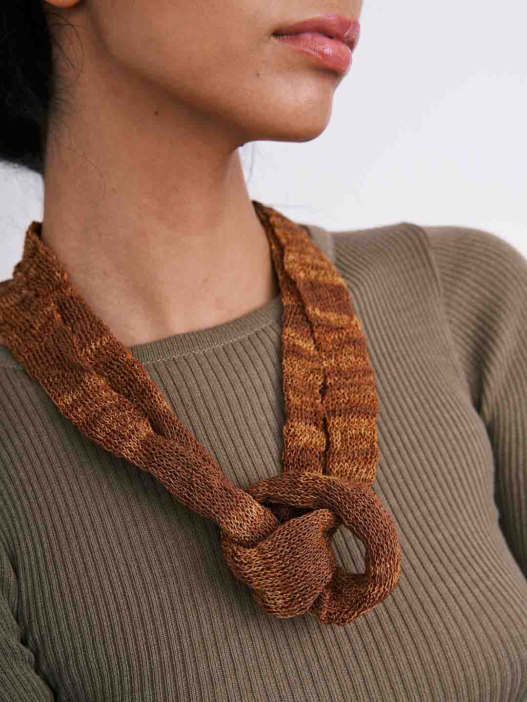 Collar Desierto